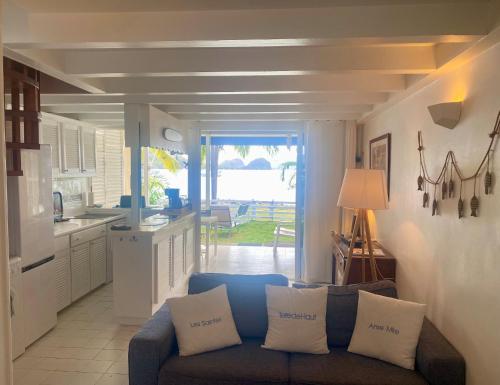 Bungalow Anolis face a la mer a 2 min de la plage. in Terre-de-Haut