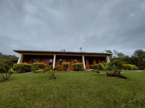 Viesnīcas āriene, Belcruz family lodge in Los Tornos