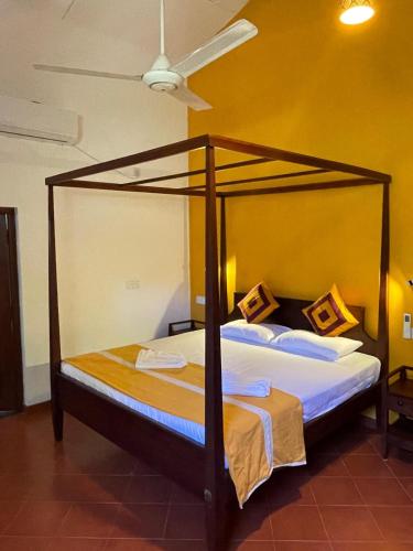Luxe Hiriketiya - image 2