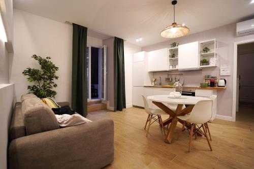 Pon Pon Sweet Home, Řím (fotografie 2)