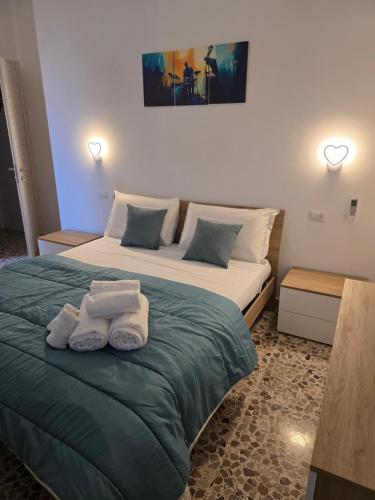 Double Room with Private Bathroom image 2