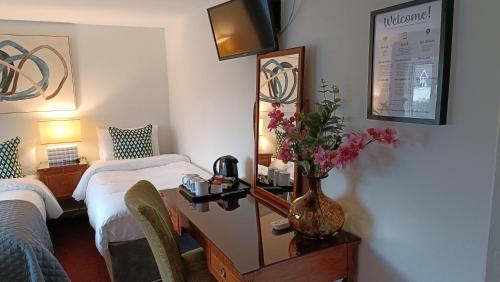 Stansted Lodge - image 5
