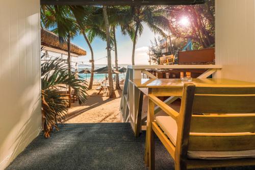 pludmale, Castaway Resort in Rarotonga