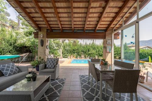 บริการและสิ่งอำนวยความสะดวก, Luxury villa close to beach, mountain and golf! in อัลซิรา