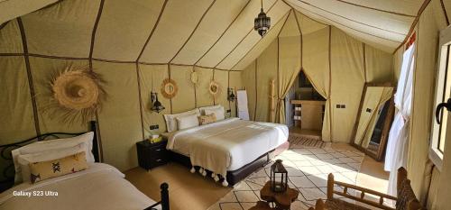 Luxury Nomadic Tented Camp – khách sạn tại Khamlia