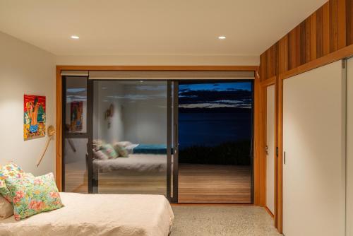 Cliff House - Exceptional Cliff-top Holiday Home