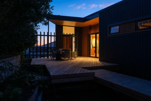 Cliff House - Exceptional Cliff-top Holiday Home