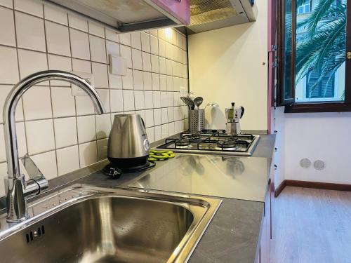 Colosseum Apartments - image 13