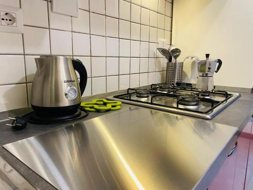 Colosseum Apartments - image 3