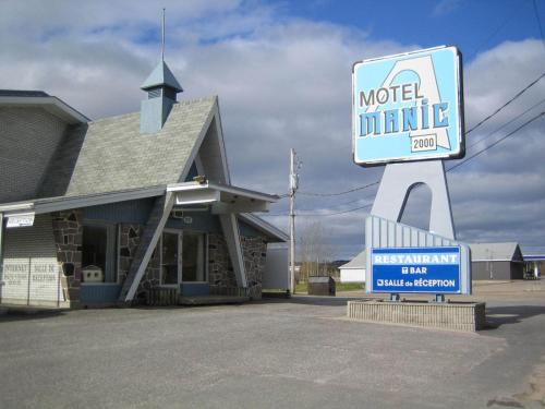 Motel Manic 2000