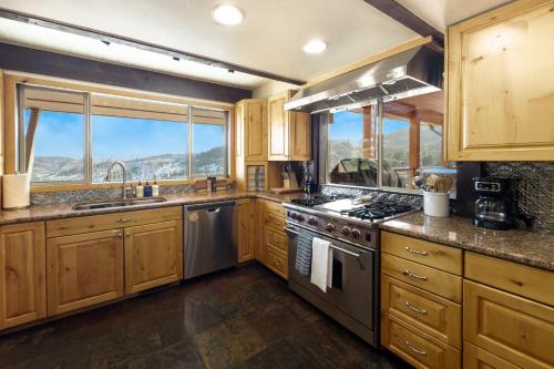 Cozy Rustic Escape Near Park City Adventures in Defiance