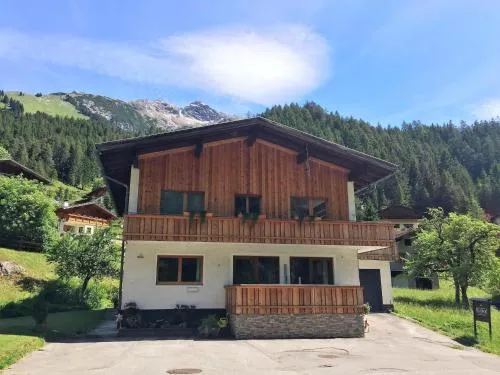 Chalet in Steeg near Ski Slopes in Dürnau, Österreich