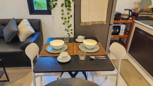 Kitchen, Modern Zen Houses Soft mattress 900 Mbps 10min beach in Ko Pha-ngan