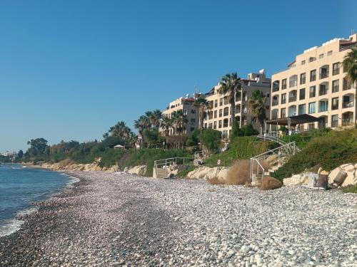 Danit apartmnt by the sea in Zygi