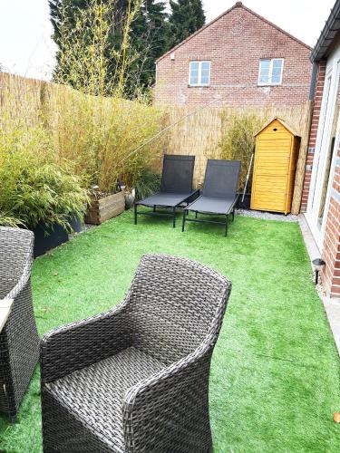 บริการและสิ่งอำนวยความสะดวก, Flat vane & Soun in วอเตอร์ลู