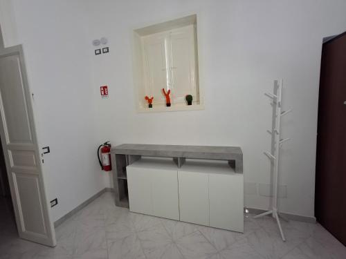 One-Bedroom Apartment image 3