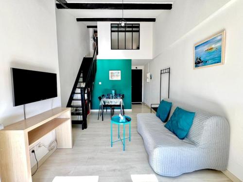 Appartement avec terrasse near Le Quai 2