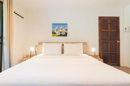 Dolphin Bay Beach Resort Room Type - Junior Suite with Balcony
