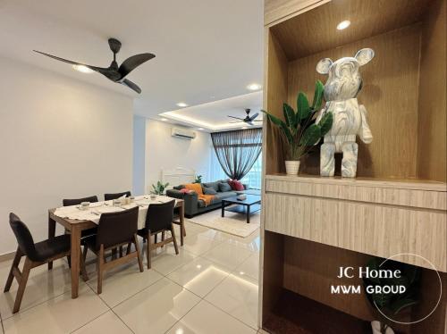 Austin Regency by JC Home Experience Austin Regency by JC Home Experience