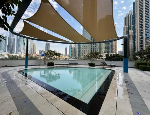 Gogoto Luxury Burj Khalifa View 5 min  Dubai Mall - image 12