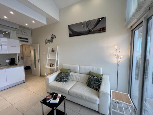 Le Must Cap Hermes, incroyable vue sur port, t2- Le Must Cap Hermes, incroyable vue sur port, t2-