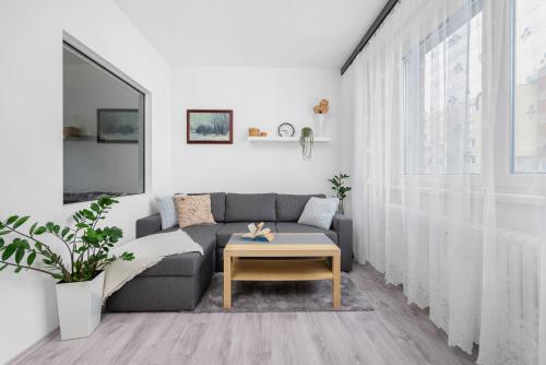 One-bedroom apartment Řečkovice (One-bedroom apartment Reckovice) in มีเดียนกี้