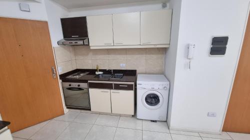 MODERNO DEPARTAMENTO de DOS AMBIENTES CON BALCON en ALMAGRO, Buenos Aires (fotografie 6)