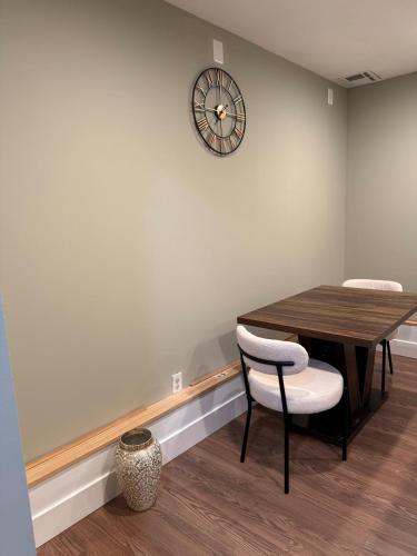 Private Guest House-Lake Ronkonkoma in Lake Ronkonkoma (NY)