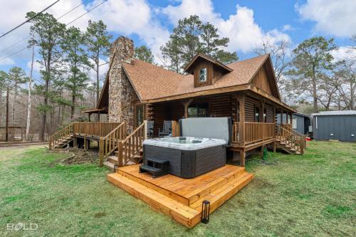 Lakefront Log Cabin On Emerald Isle With Hot Tub Lakefront Log Cabin On Emerald Isle With Hot Tub