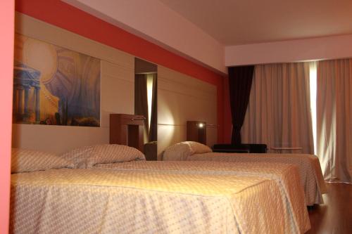 Catania International Airport Hotel - image 2