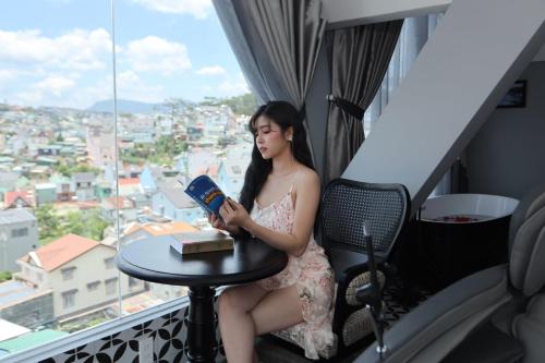 TTR Skypool View Hotel in Cam Ly Falls