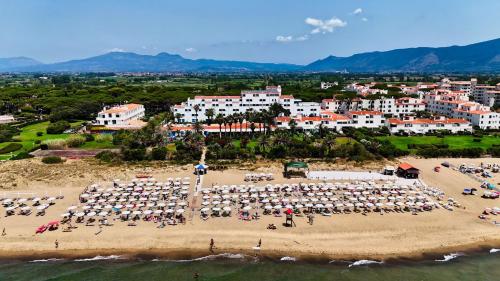 Marina Club Hotel - Baia Domizia