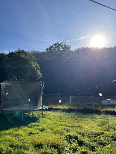 Charmant vakantiehuis aan de Ourthe in Maboge La Roche en Ardenne