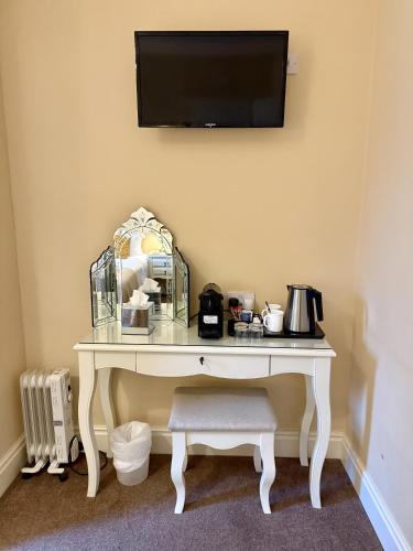 The Crescent Guest House - image 14