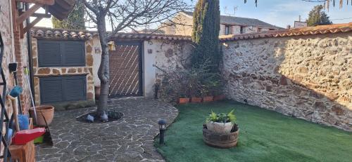 Dārzs, Casa del Maestro in Paradinas