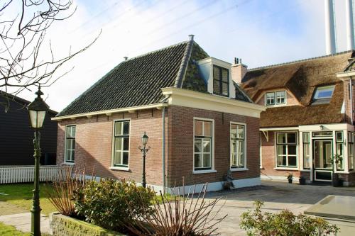 Rhynhoven Lodge in Hondsdijk