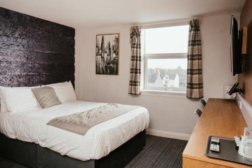 Hotels 24-7 - The Old Victoria Hotel in นิวพอร์ต