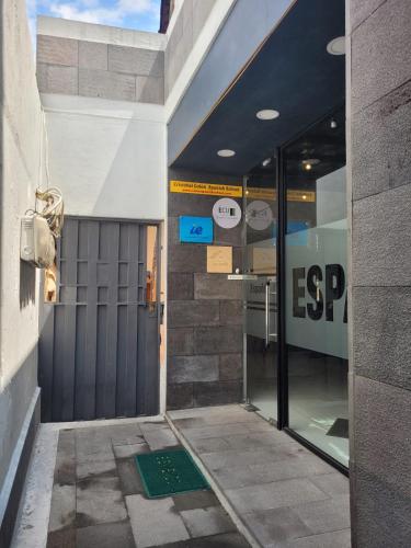 Casa Colon Quito Bed & Breakfast Hostel in เบลิซาริโอ เกเบโด