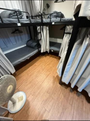 阿霞袂睏MAMAzzzzHostel