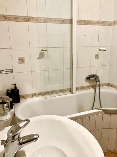 Prague Romantic Apartment near Charles Bridge, Prague (photo 6)