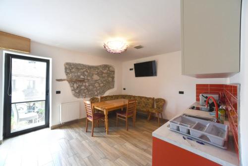 Fedrig Hostel rooms Apartment for 10 in 科巴里德 