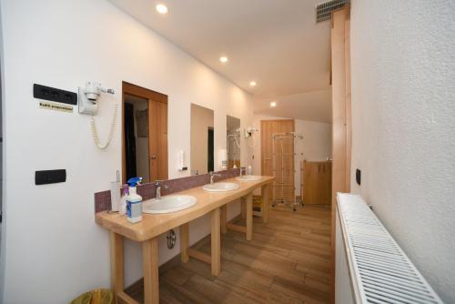 Fedrig Hostel rooms Apartment for 10 in 科巴里德 