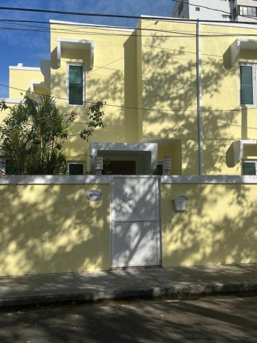 Villa Petrea, San Juan