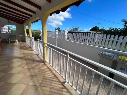 Utsikt, Maison typique de la Guadeloupe in Saint Francois