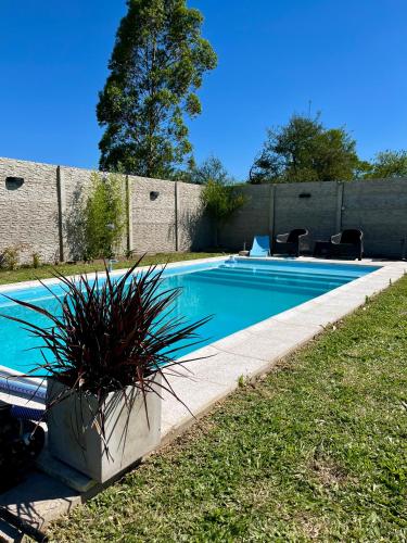 泳池, La Leontina in 比利亞埃利薩