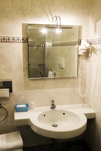 Hotel Sonenga - image 8