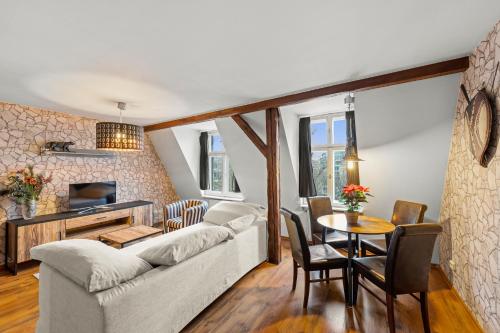 Stylisch Apartments Berlin Mitte, group & family friendly, from 2 - 8 Guests, Berlin (photo 2)