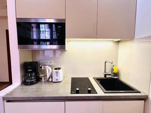 Elly Modern Oldtown Apartments 3