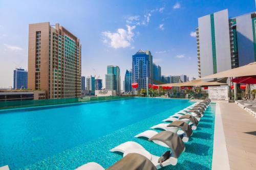Chic Studio 5 Min Walk to Dubai Mall & Burj, Dubaj (fotografie 3)