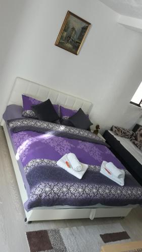 APARTMAN AZRA